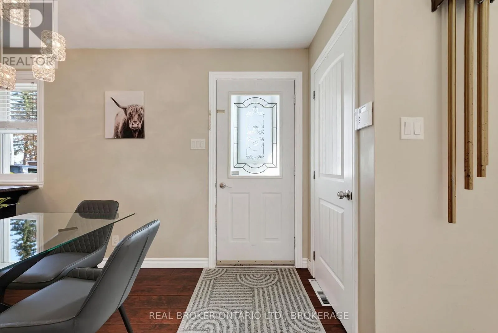 85 VICTORIA STREET W
