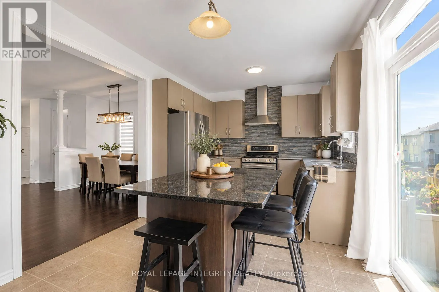 622 SILVER SPRUCE WAY