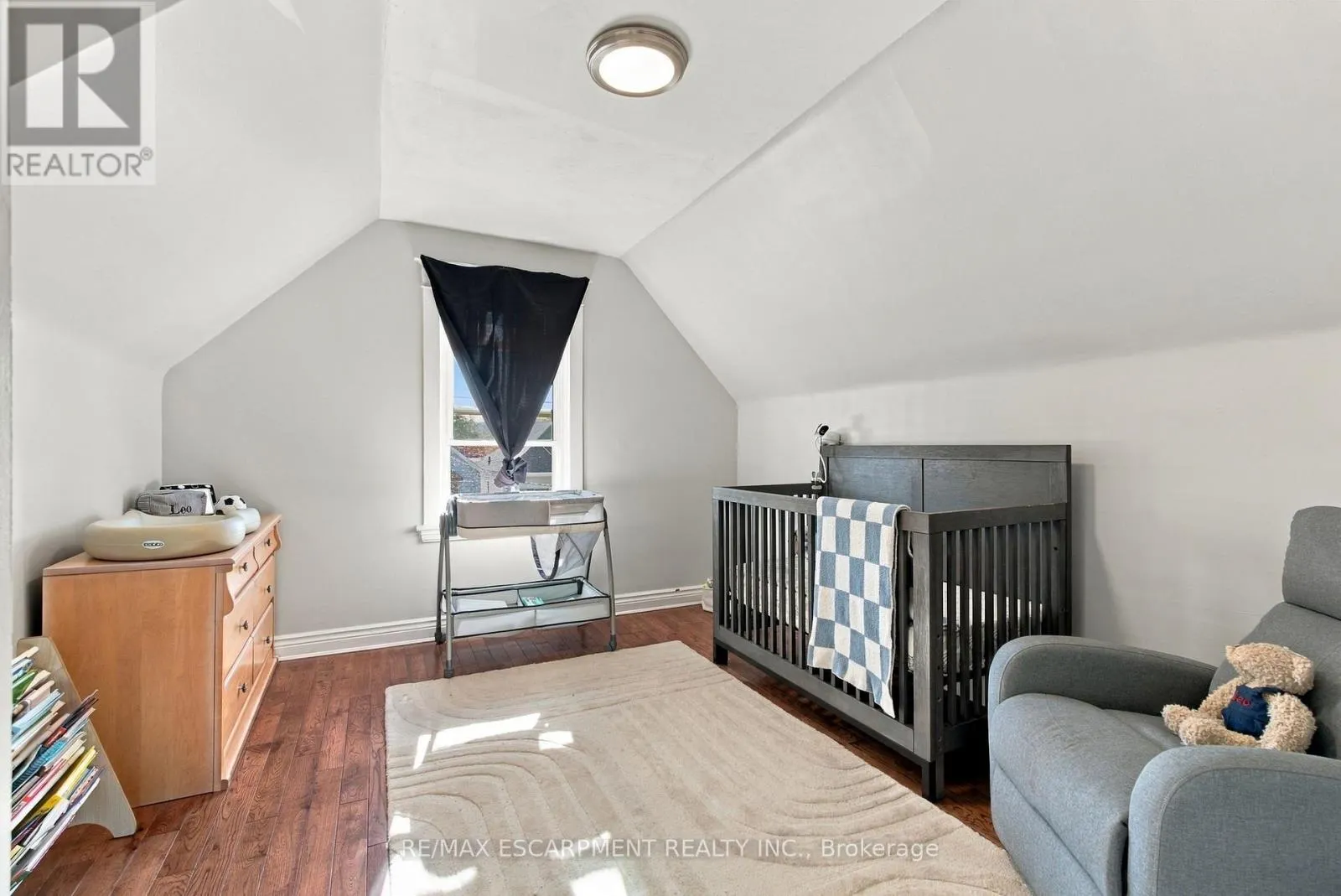 153 ALBANY AVENUE