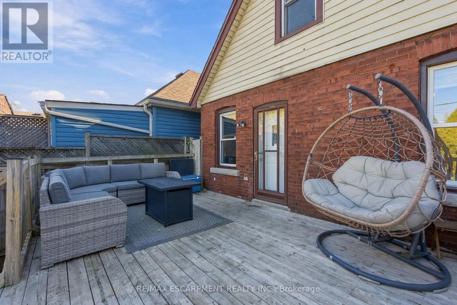 153 ALBANY AVENUE