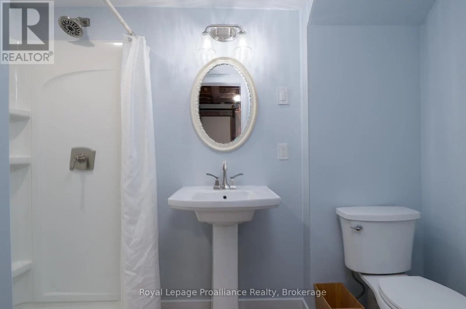 112 PROSPECT HILL