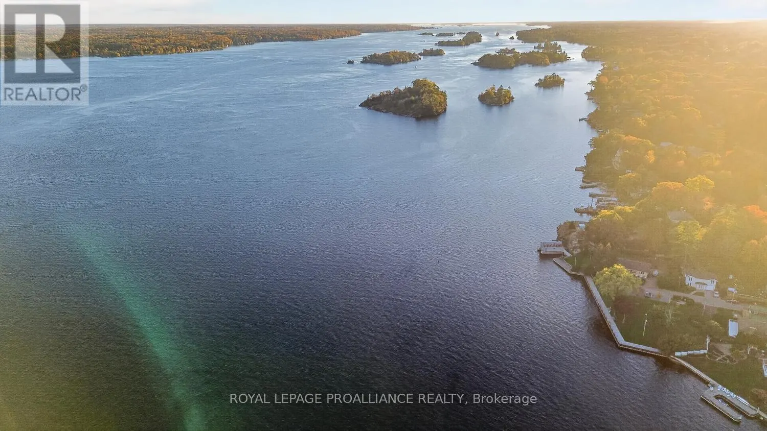 18 THOMAS STREET