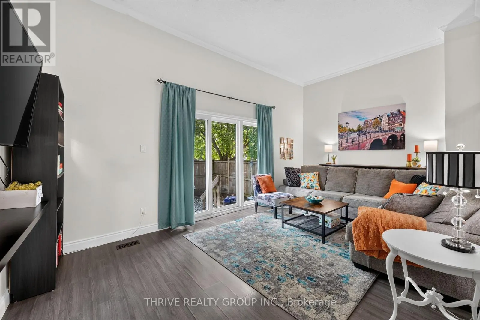 34 - 300 SANDRINGHAM CRESCENT #34