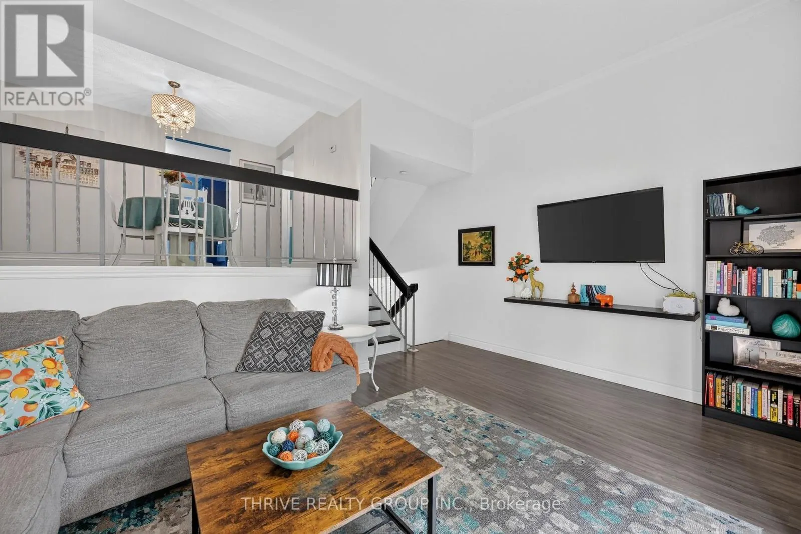 34 - 300 SANDRINGHAM CRESCENT #34