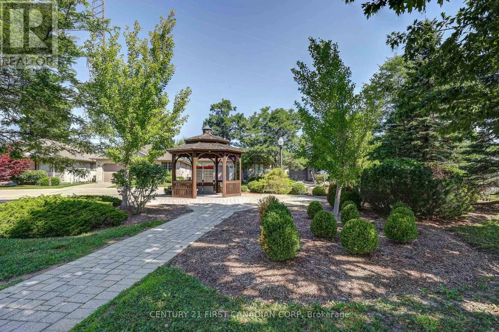 14 - 410 BURWELL ROAD #14