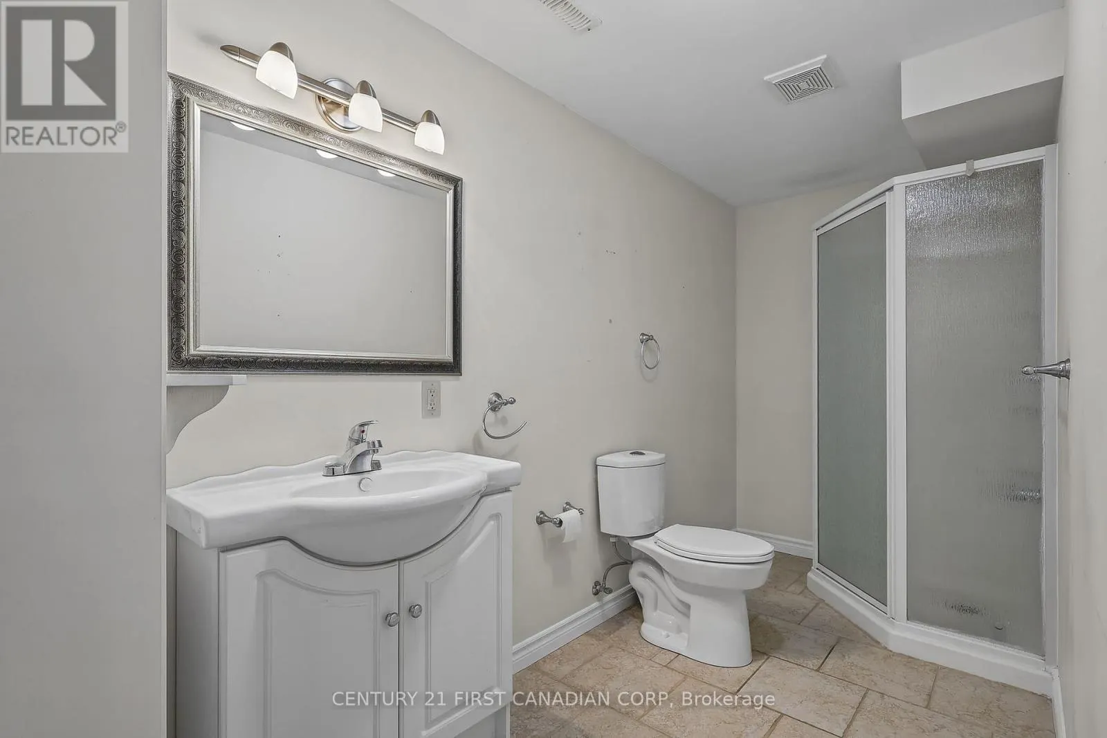 14 - 410 BURWELL ROAD #14