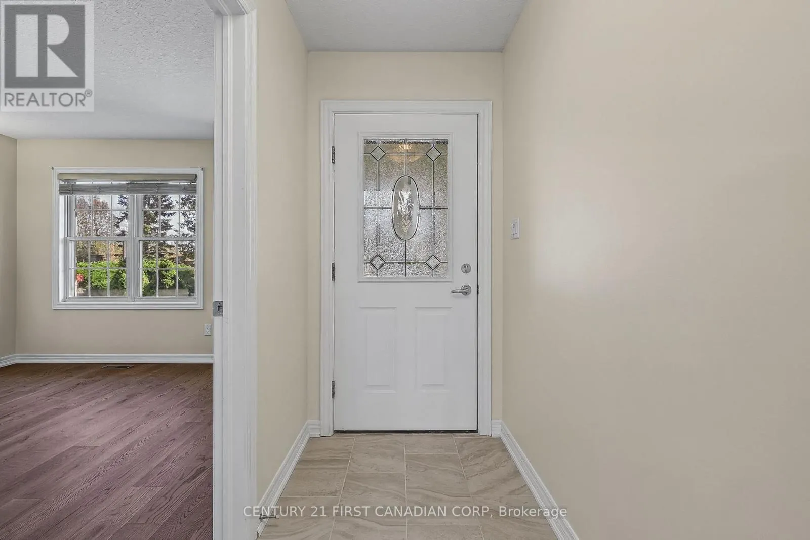 14 - 410 BURWELL ROAD #14