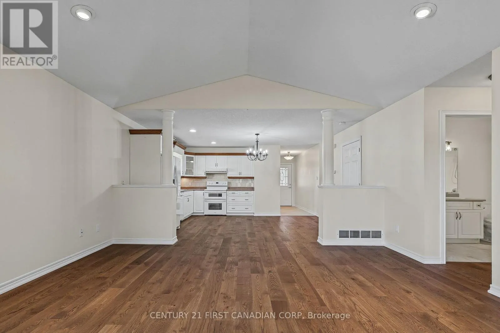 14 - 410 BURWELL ROAD #14