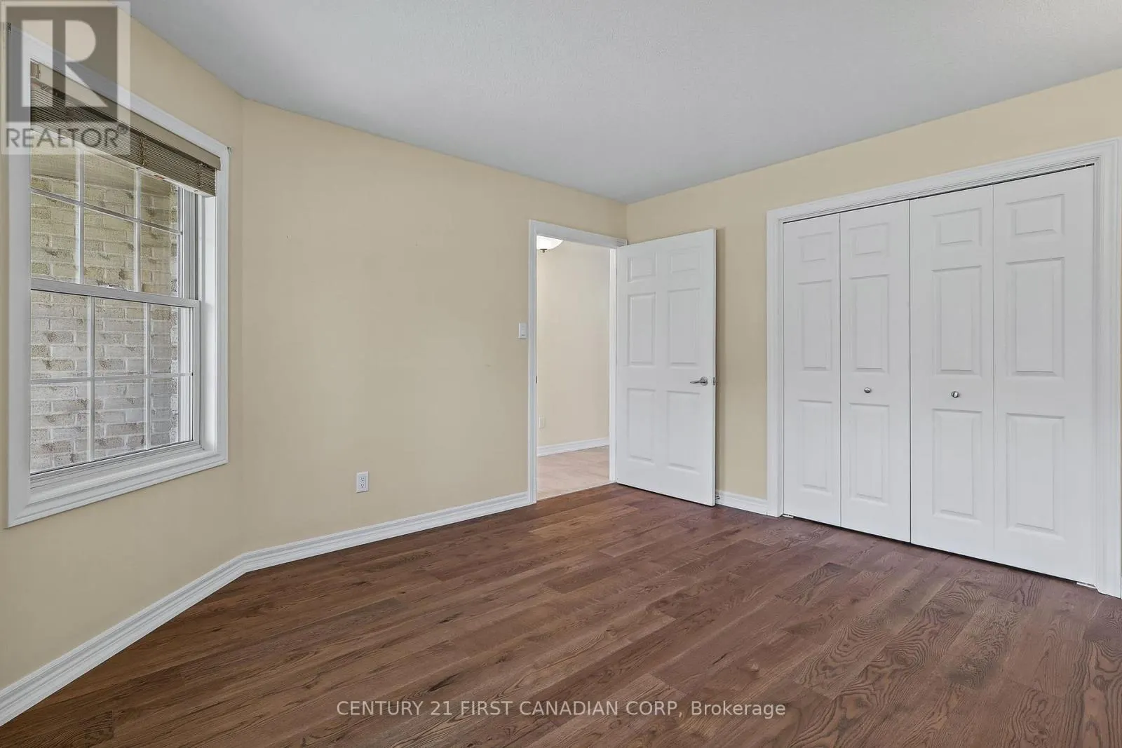 14 - 410 BURWELL ROAD #14