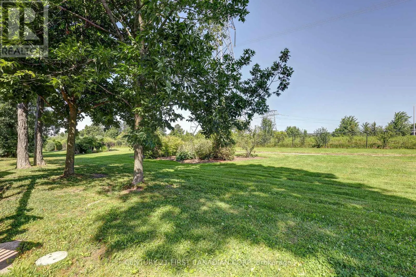 14 - 410 BURWELL ROAD #14