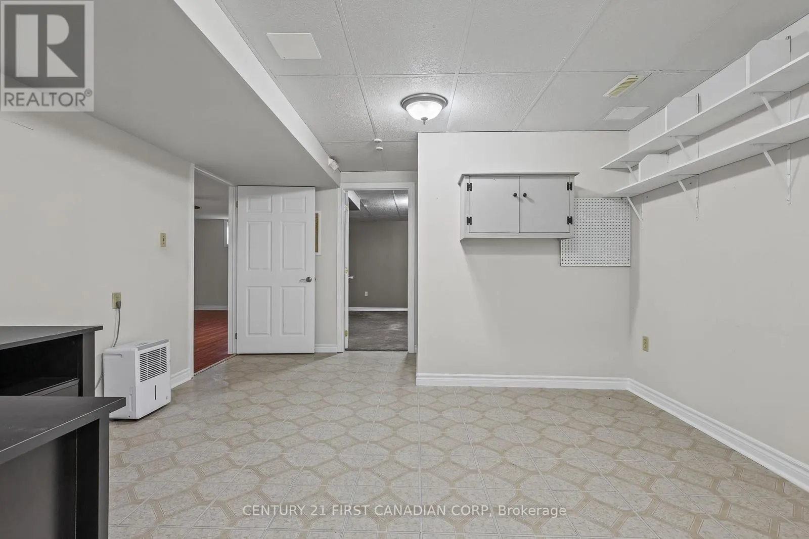 14 - 410 BURWELL ROAD #14