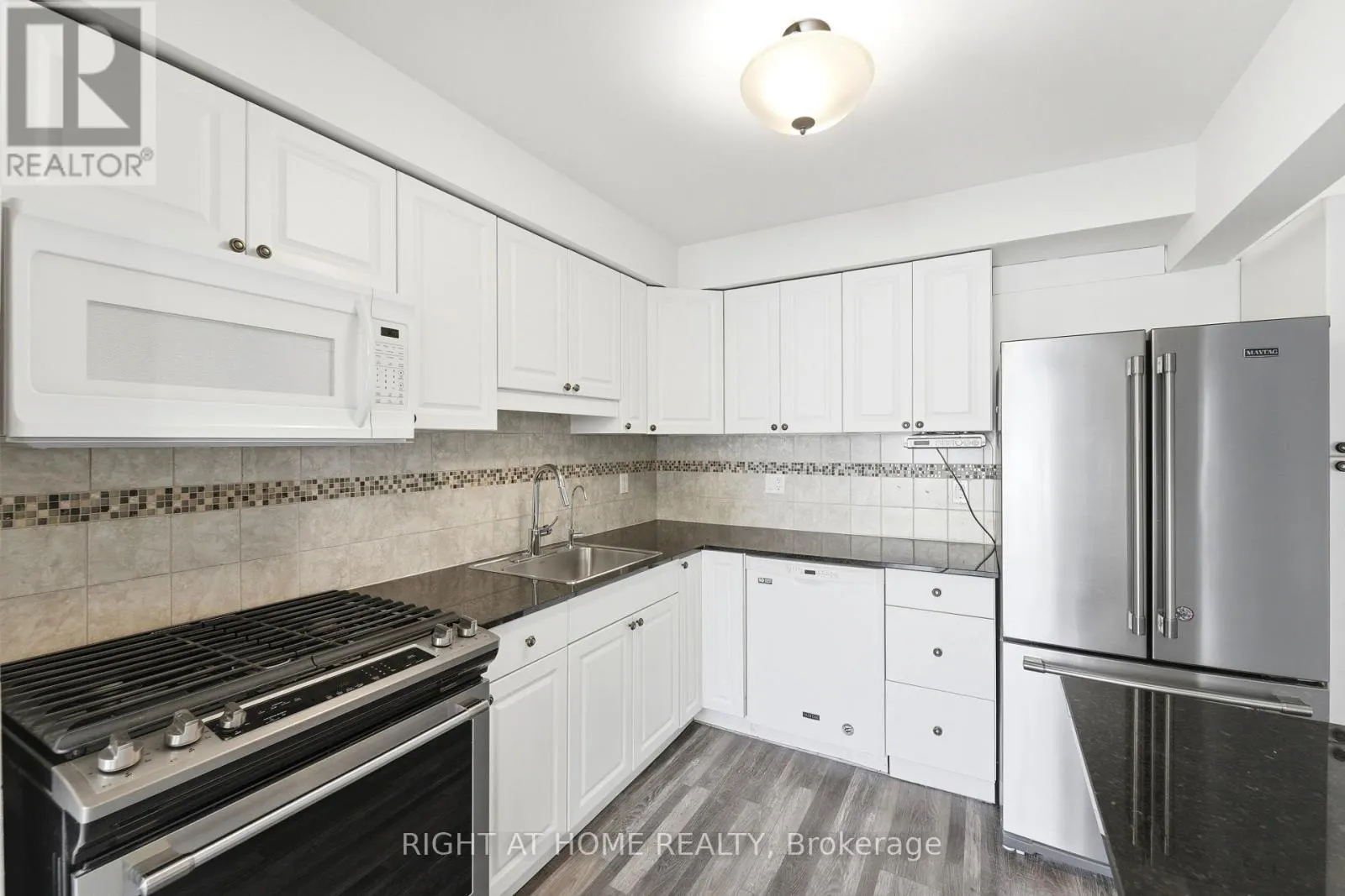 13 - 591 EIGHTH E