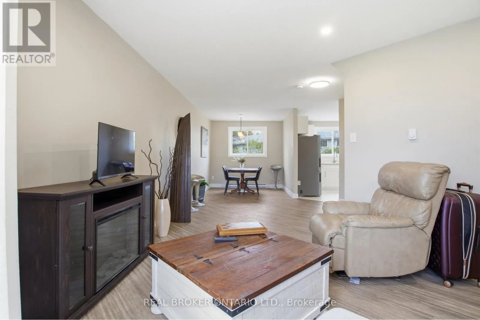 46 - 60 ELMSDALE DRIVE