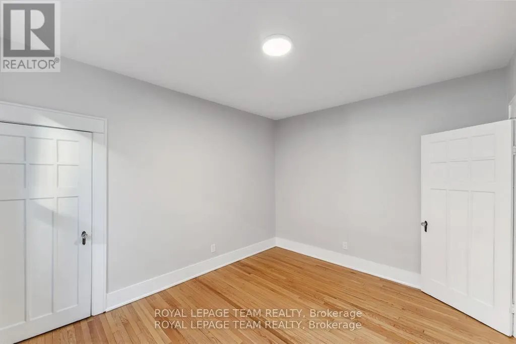 30 - 407 ELGIN STREET