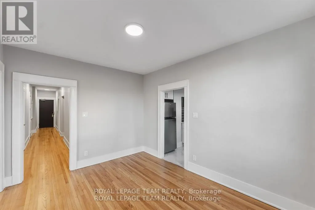 30 - 407 ELGIN STREET