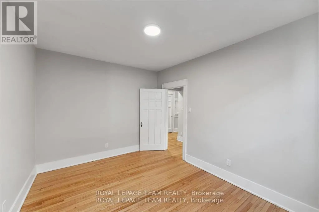 30 - 407 ELGIN STREET