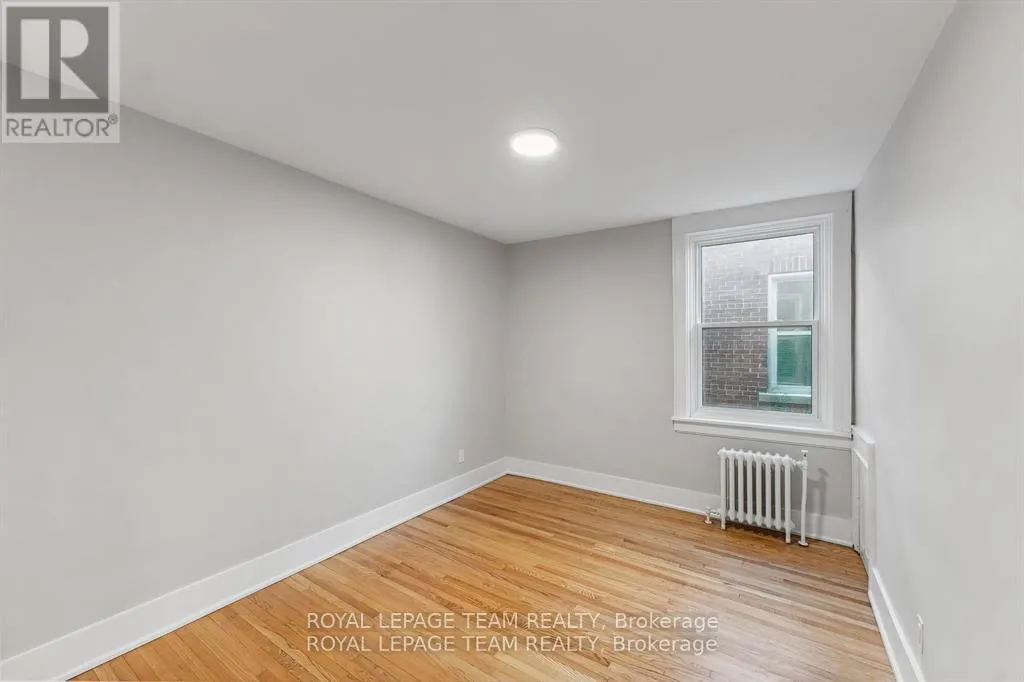 30 - 407 ELGIN STREET