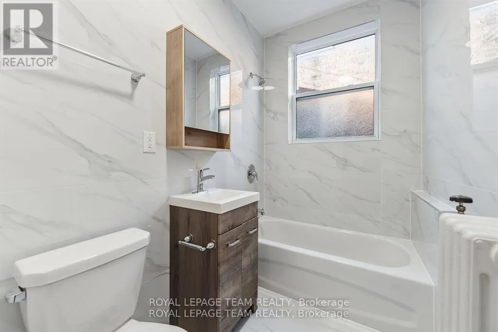 30 - 407 ELGIN STREET