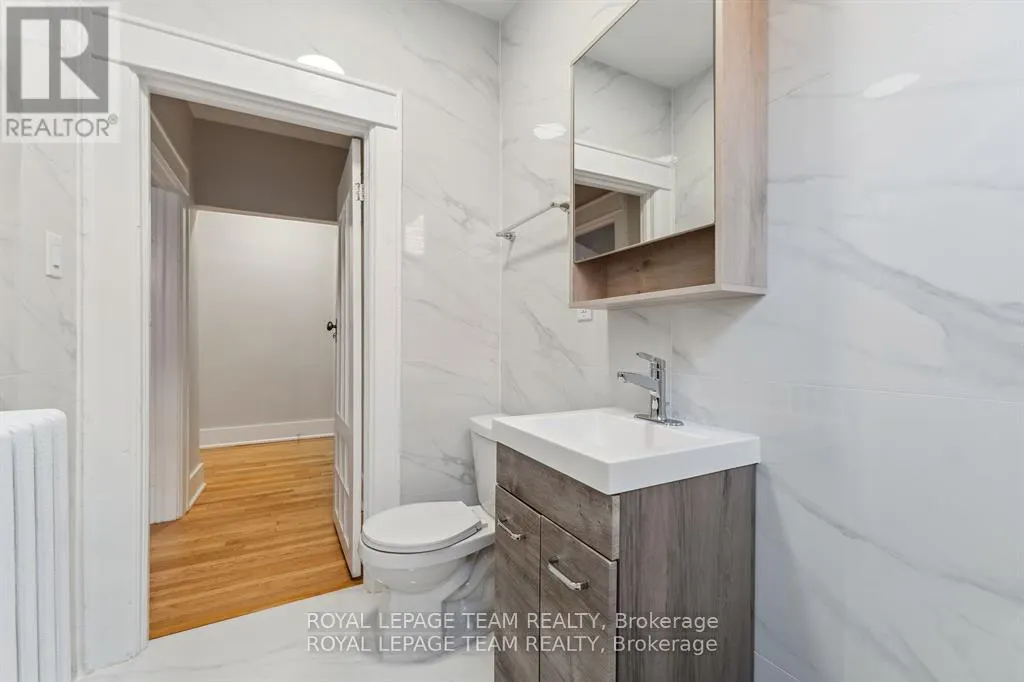 30 - 407 ELGIN STREET