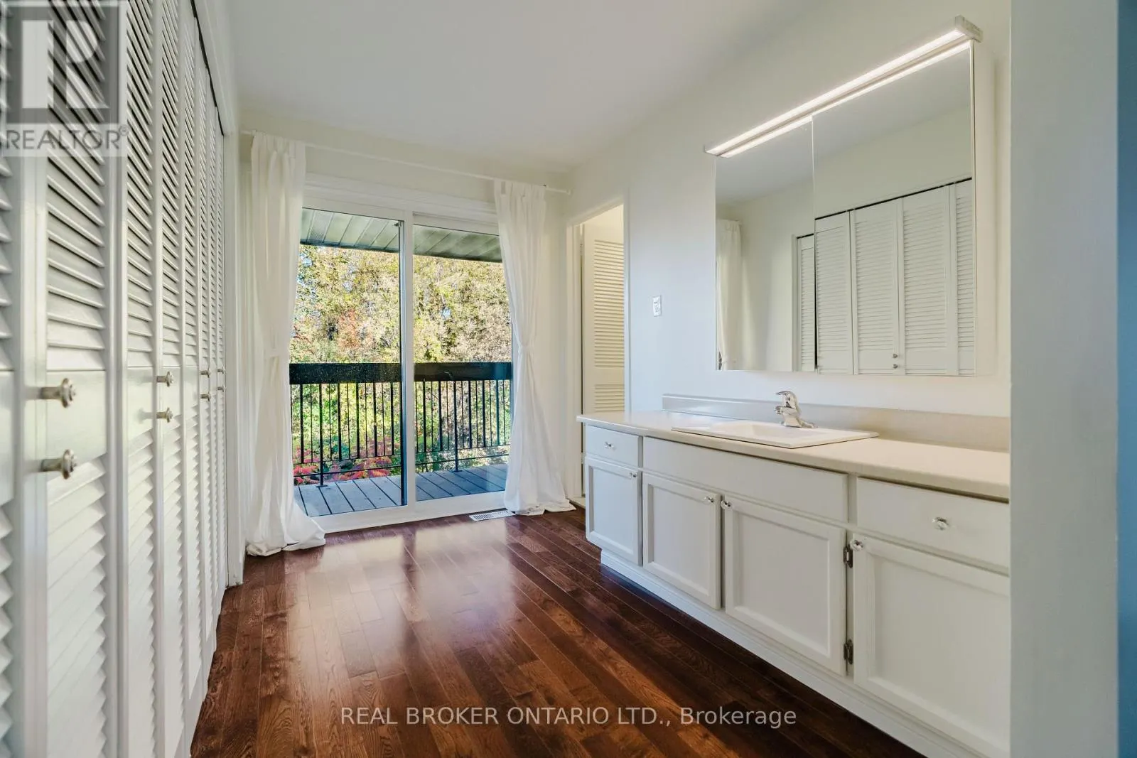 905 PLANTE DRIVE