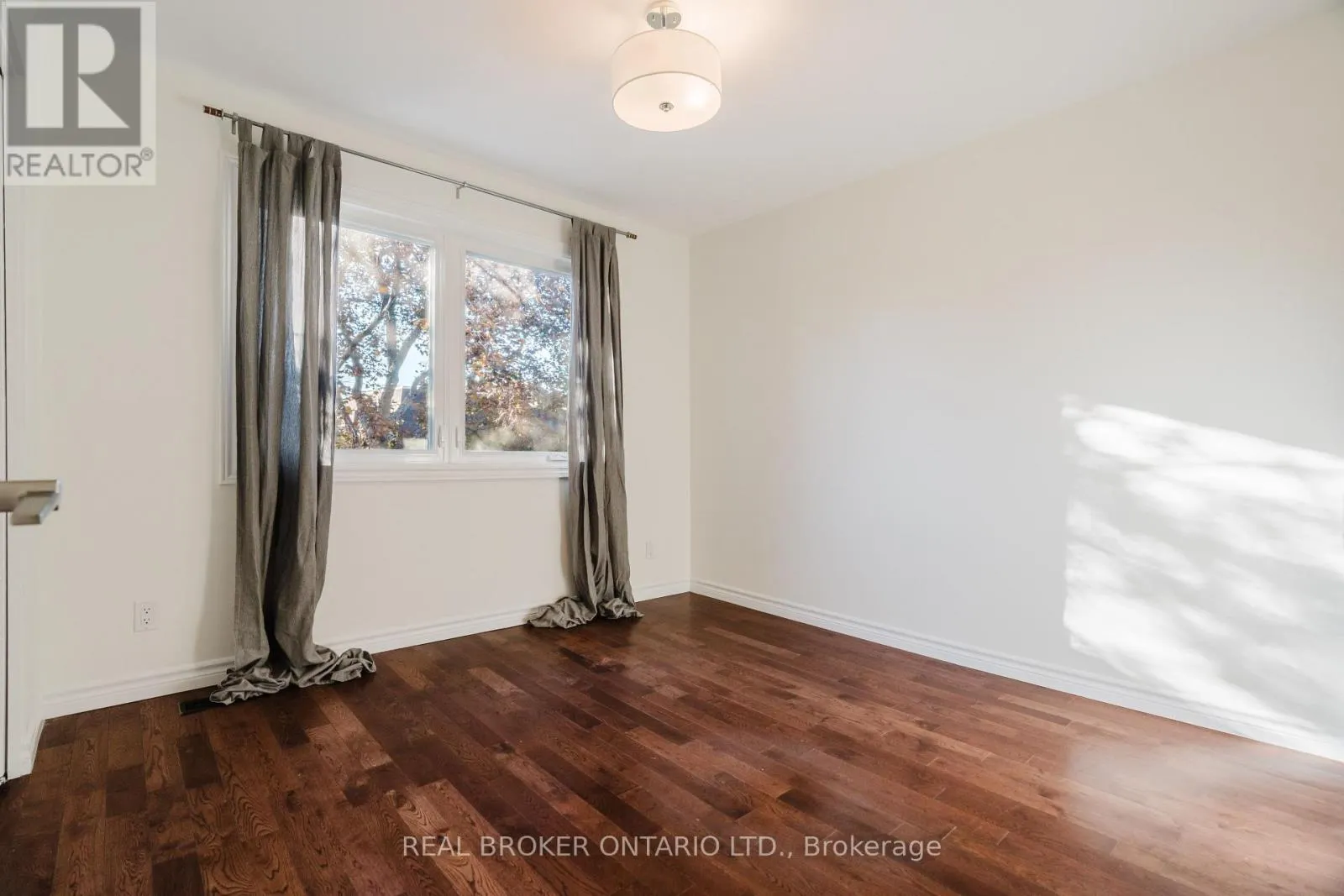905 PLANTE DRIVE