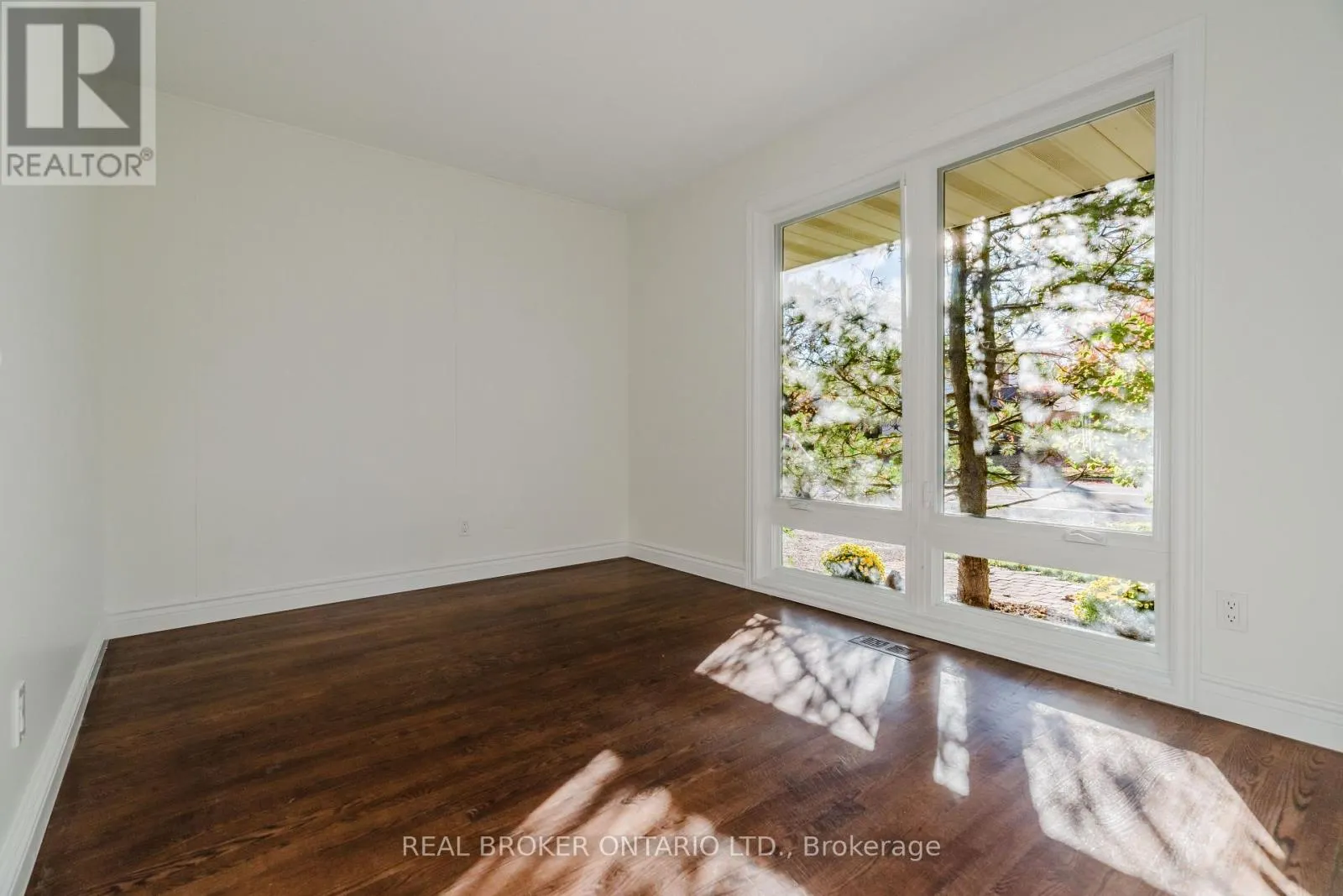 905 PLANTE DRIVE