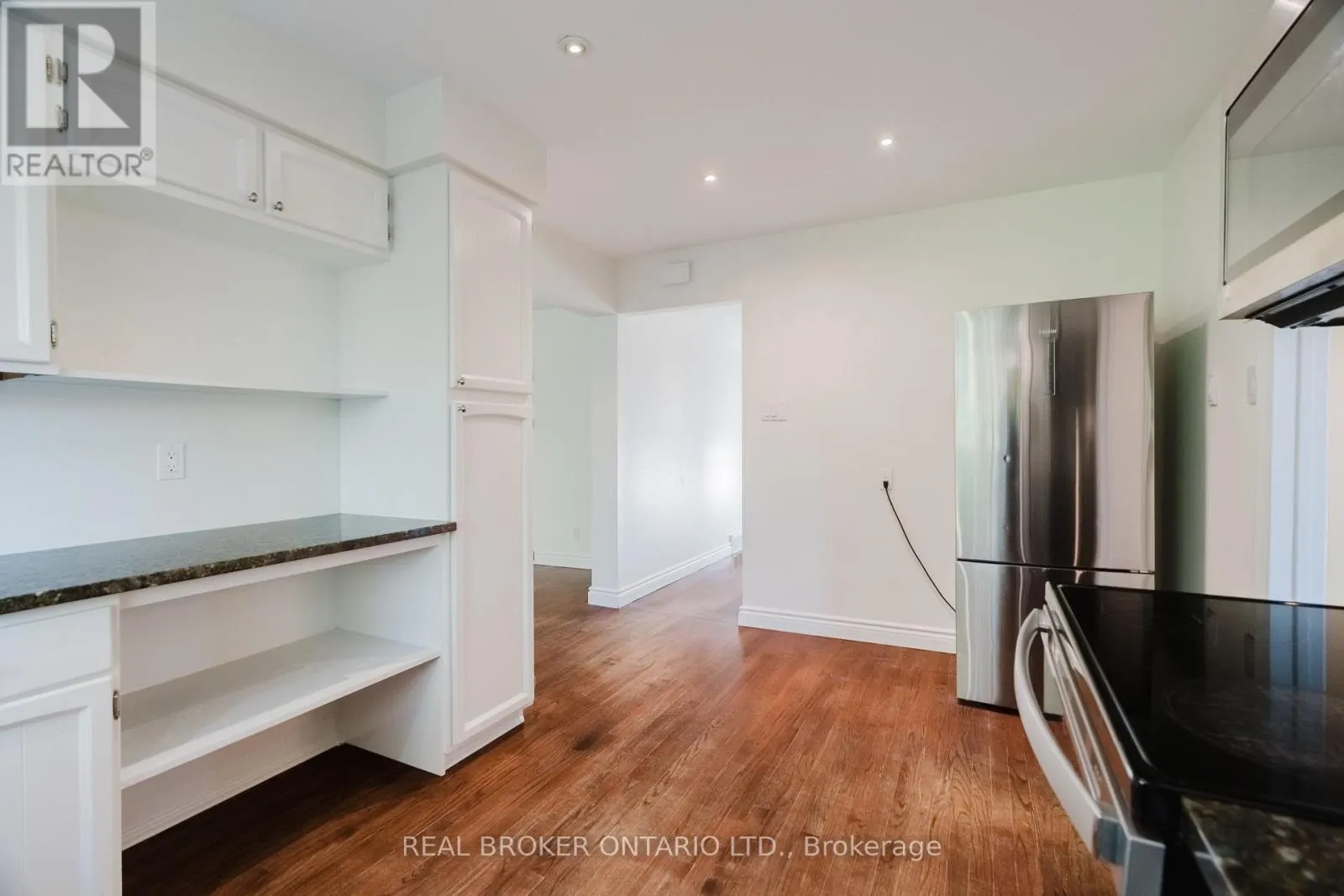 905 PLANTE DRIVE