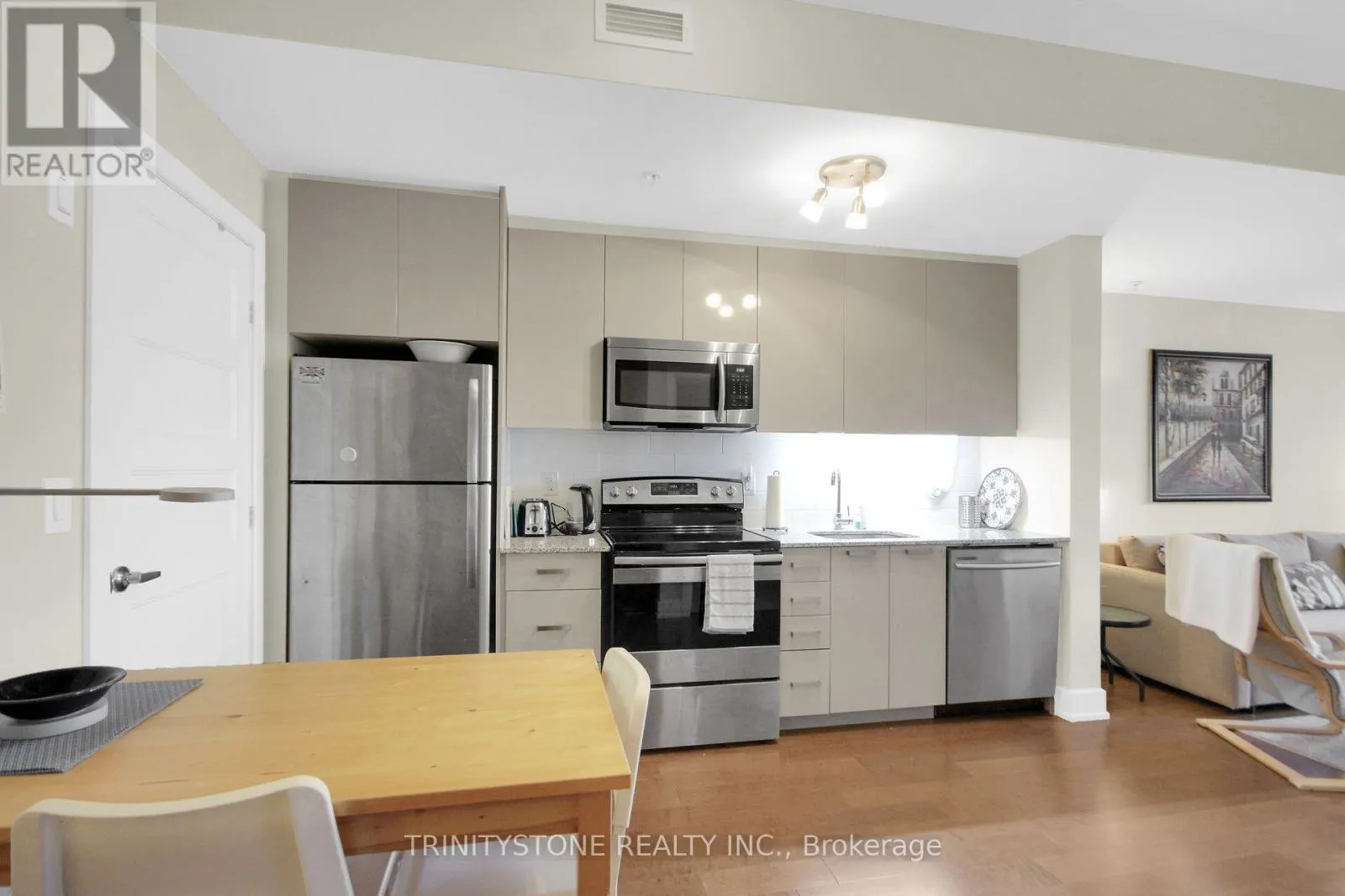 118 - 2785 BASELINE ROAD