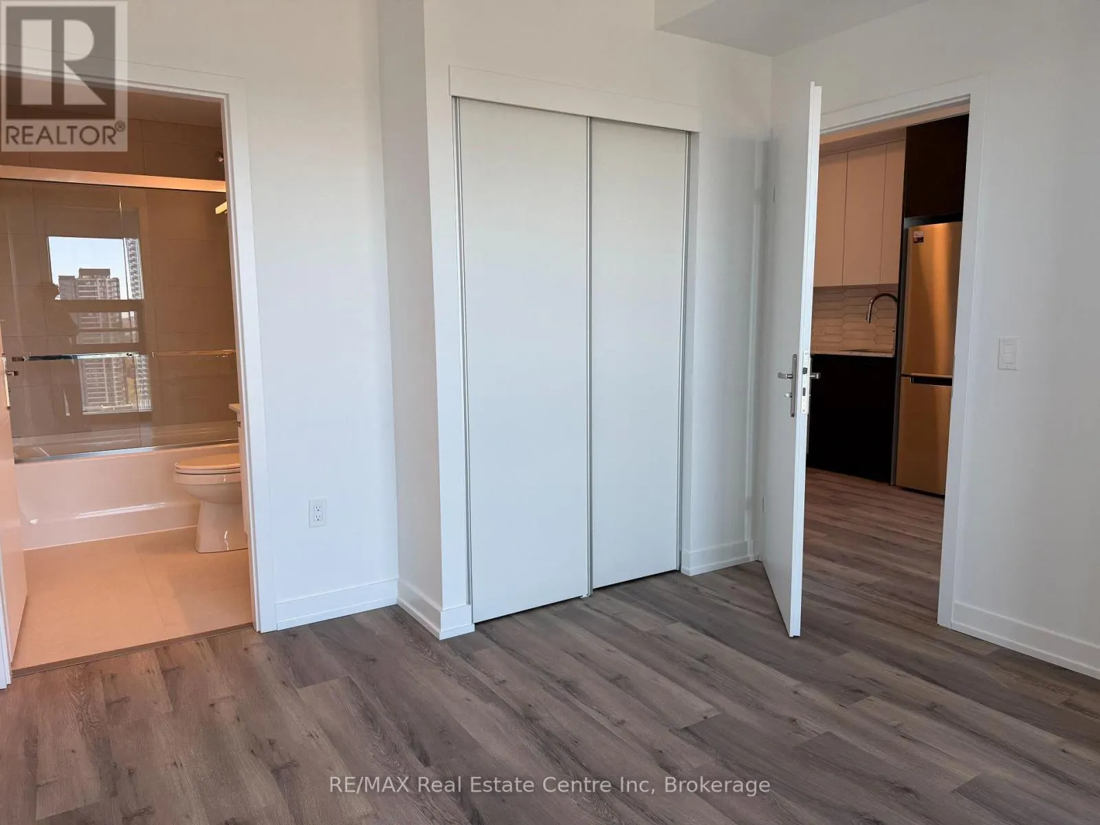 2512 - 30 FRANCIS STREET #2512
