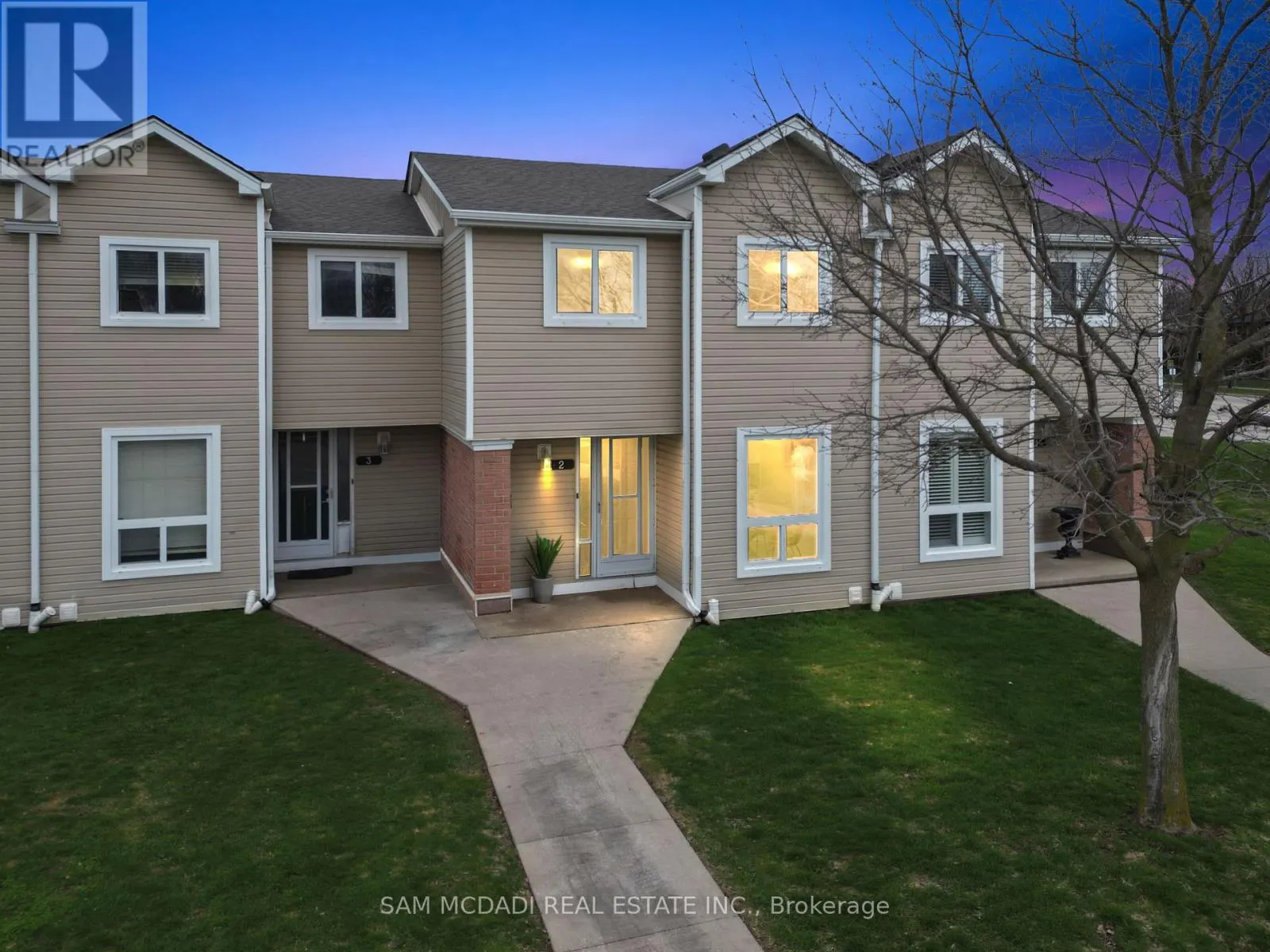 2 - 160 RITTENHOUSE ROAD