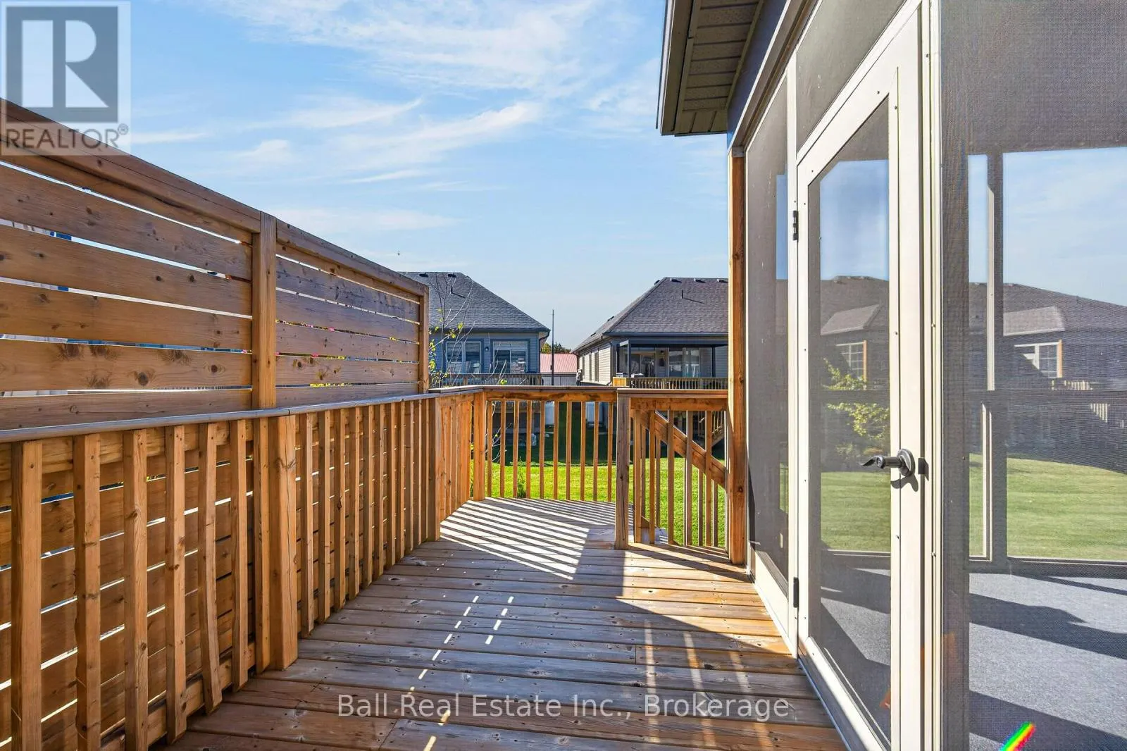 26 - 17 LAKEWOOD CRESCENT #26