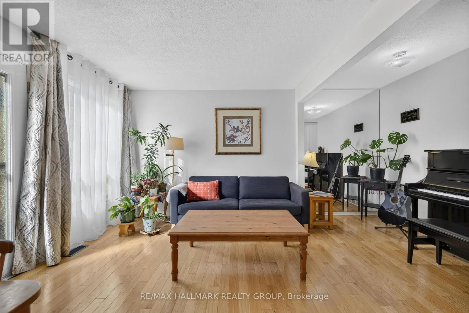 163 MCCLINTOCK WAY
