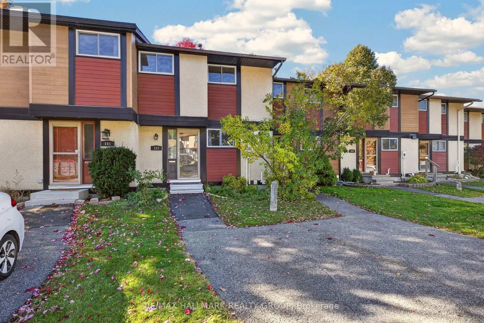 163 MCCLINTOCK WAY
