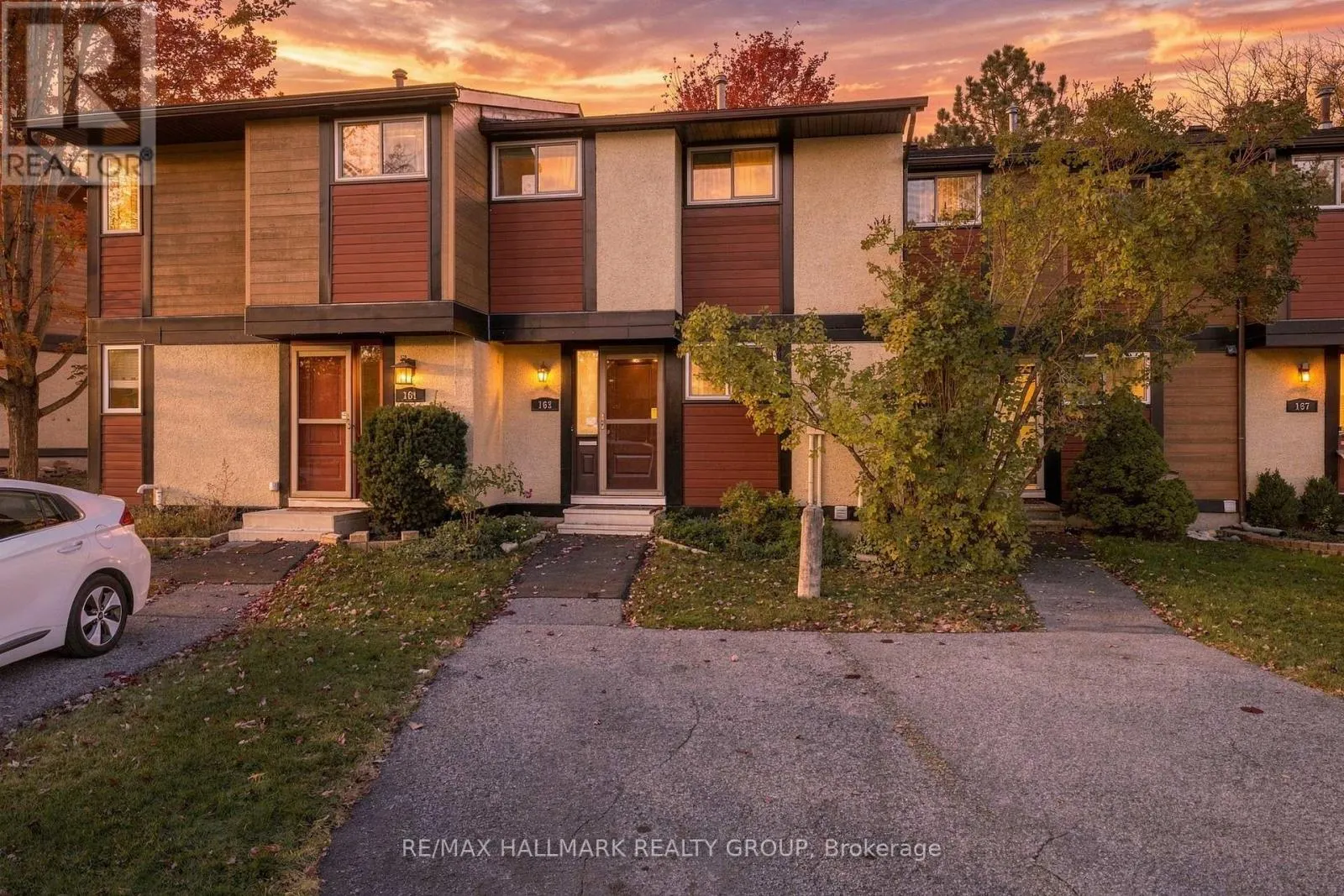 163 MCCLINTOCK WAY