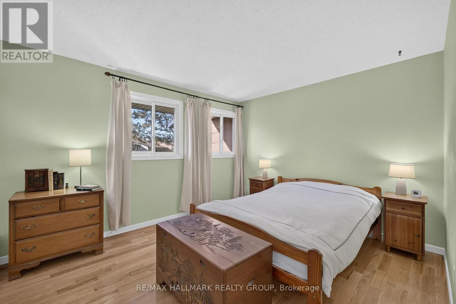 163 MCCLINTOCK WAY