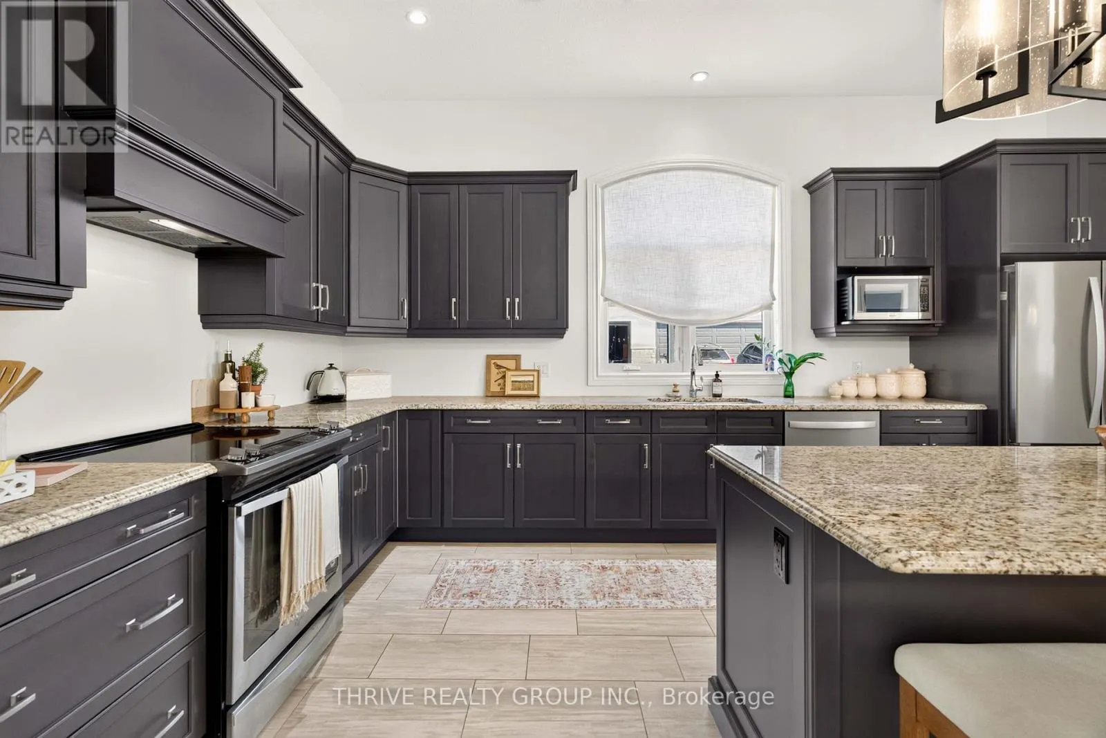 44 - 2215 CALLINGHAM DRIVE #44