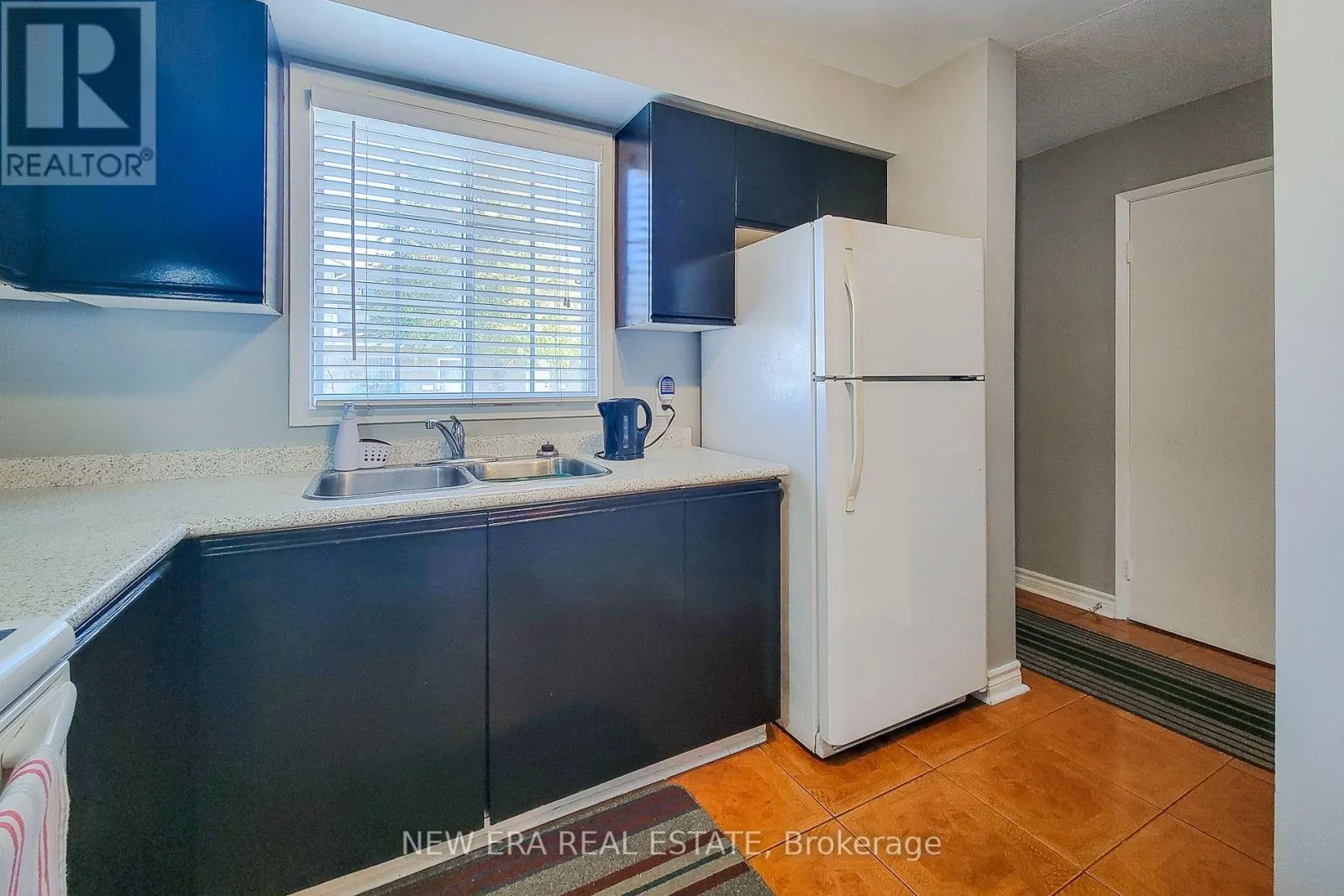 36 - 8136 COVENTRY ROAD