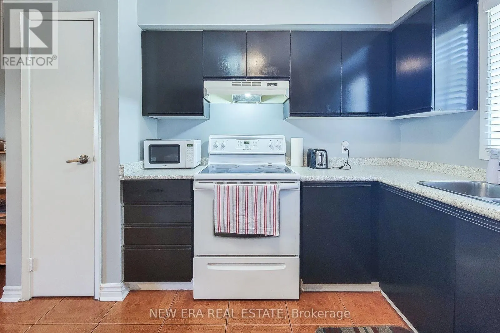 36 - 8136 COVENTRY ROAD