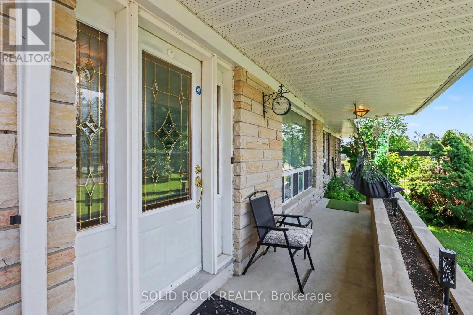 220 HIGHFIELD CRESCENT