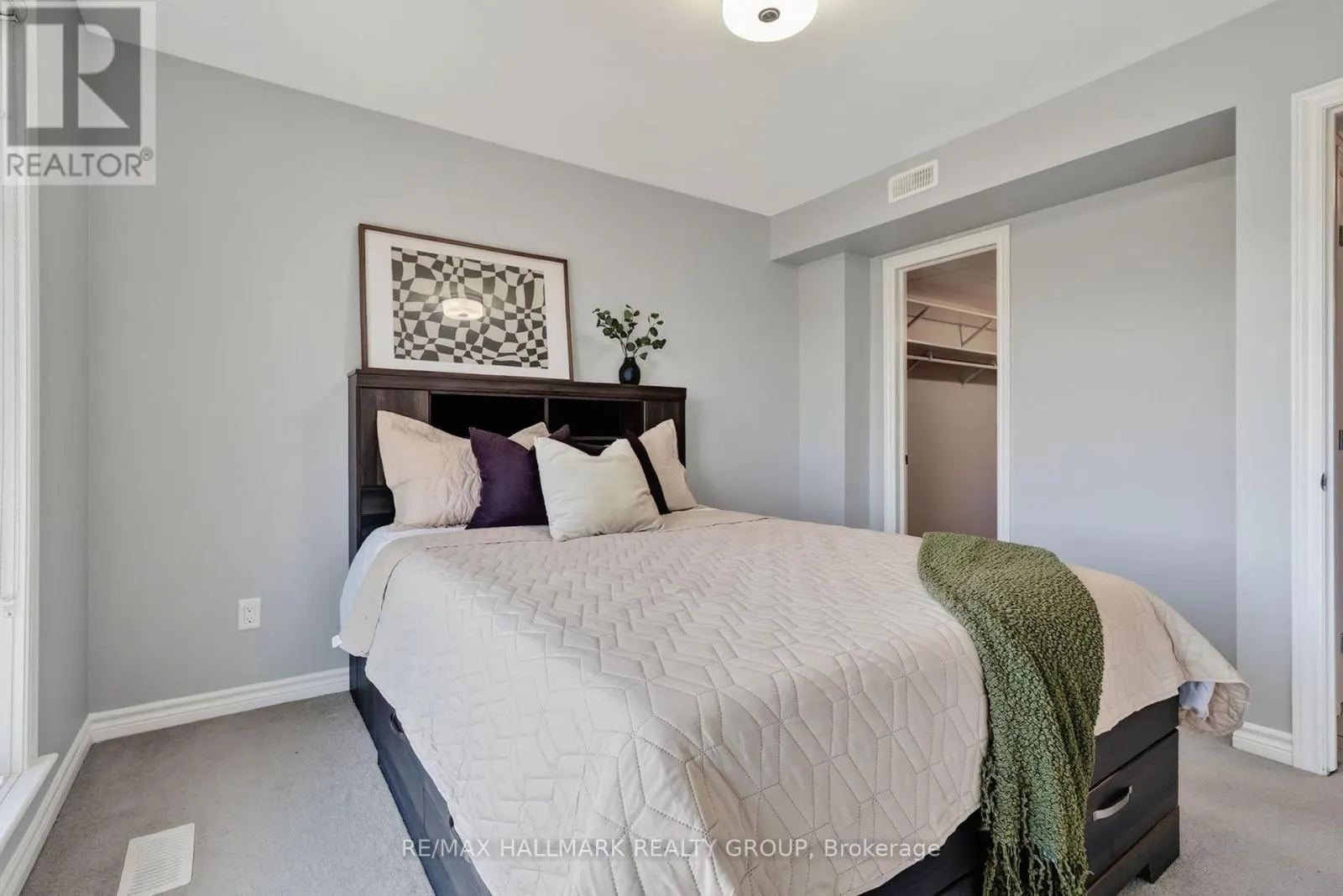 794 CAP DIAMANT WAY