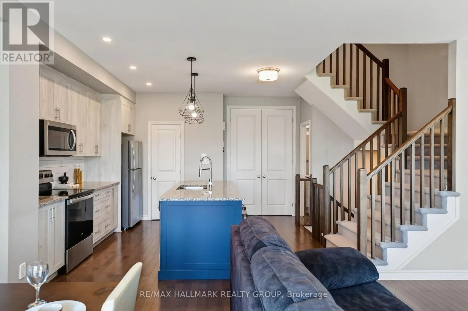 794 CAP DIAMANT WAY