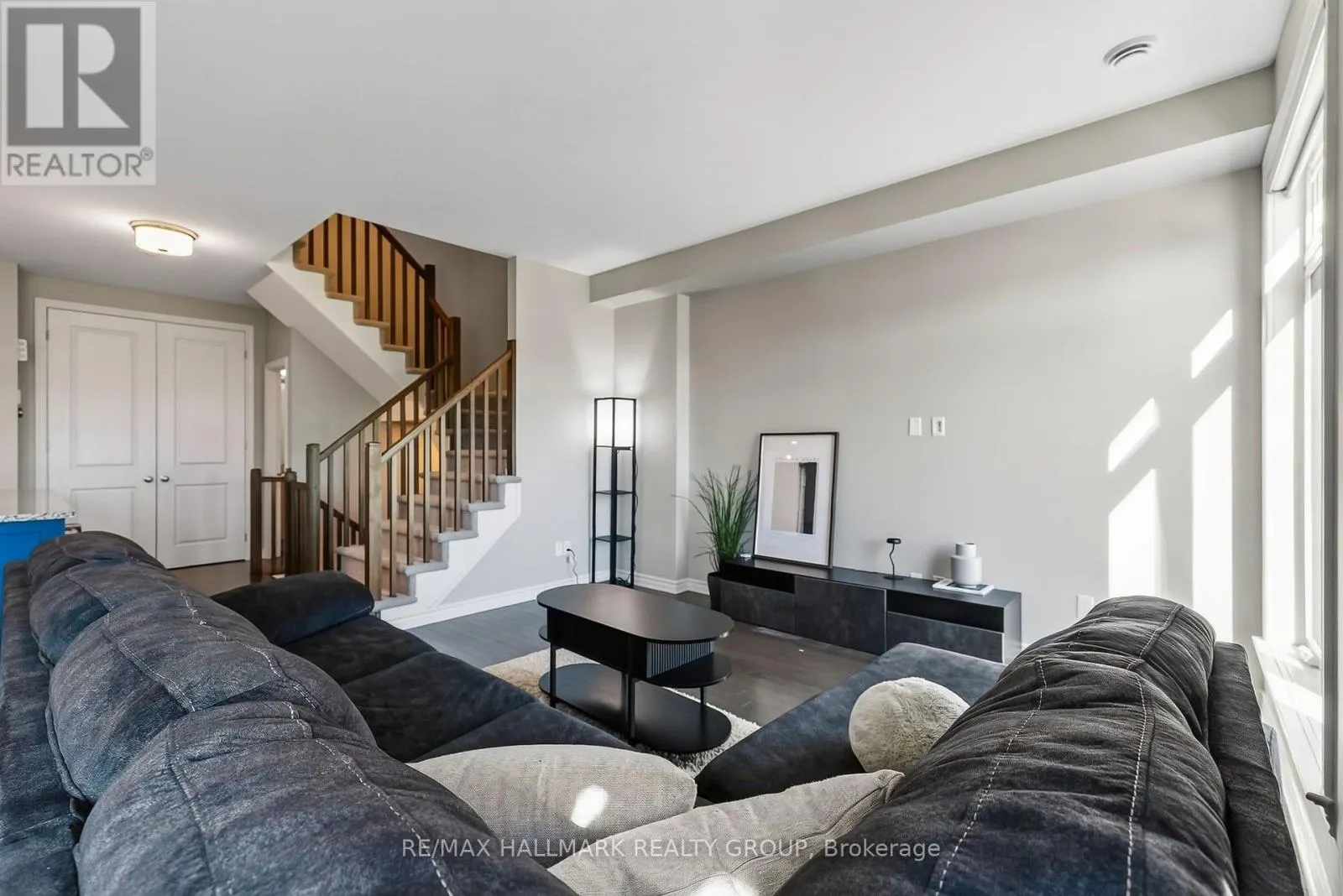 794 CAP DIAMANT WAY