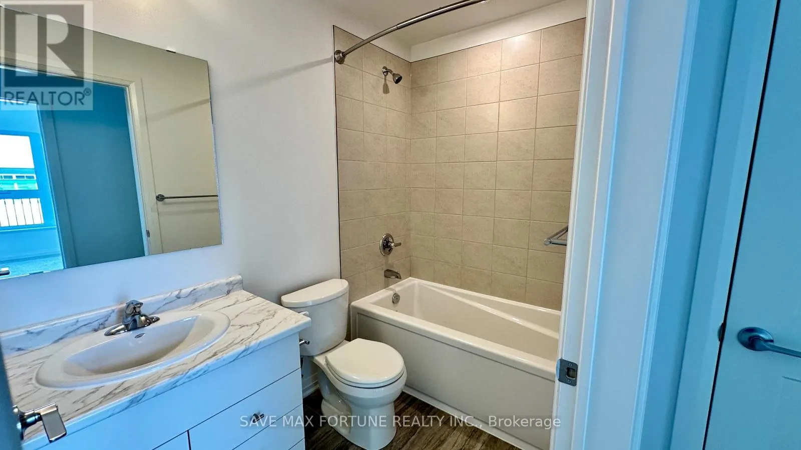110 - 101 GOLDEN EAGLE ROAD