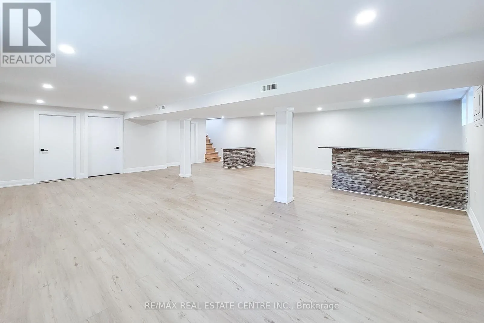 220 WINONA ROAD