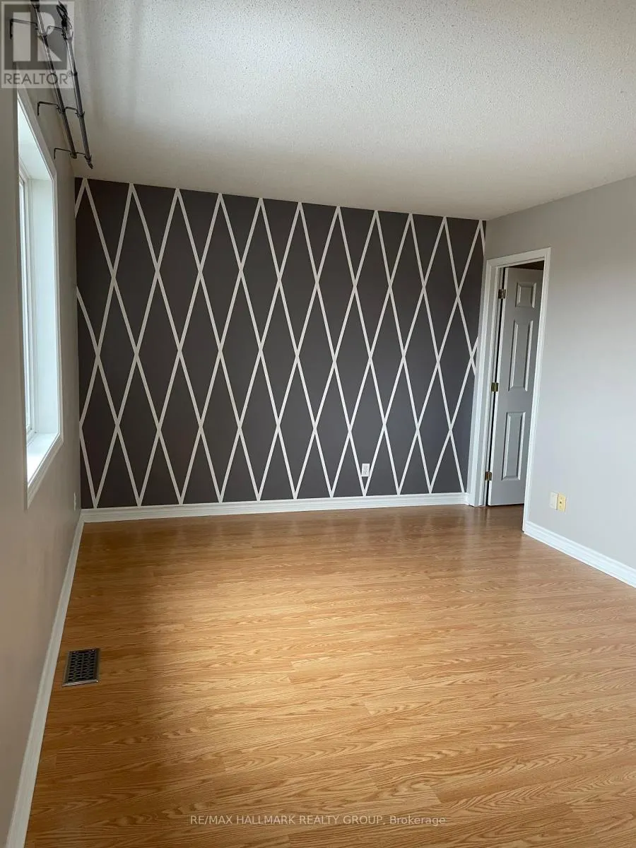 2203 SATURN CRESCENT