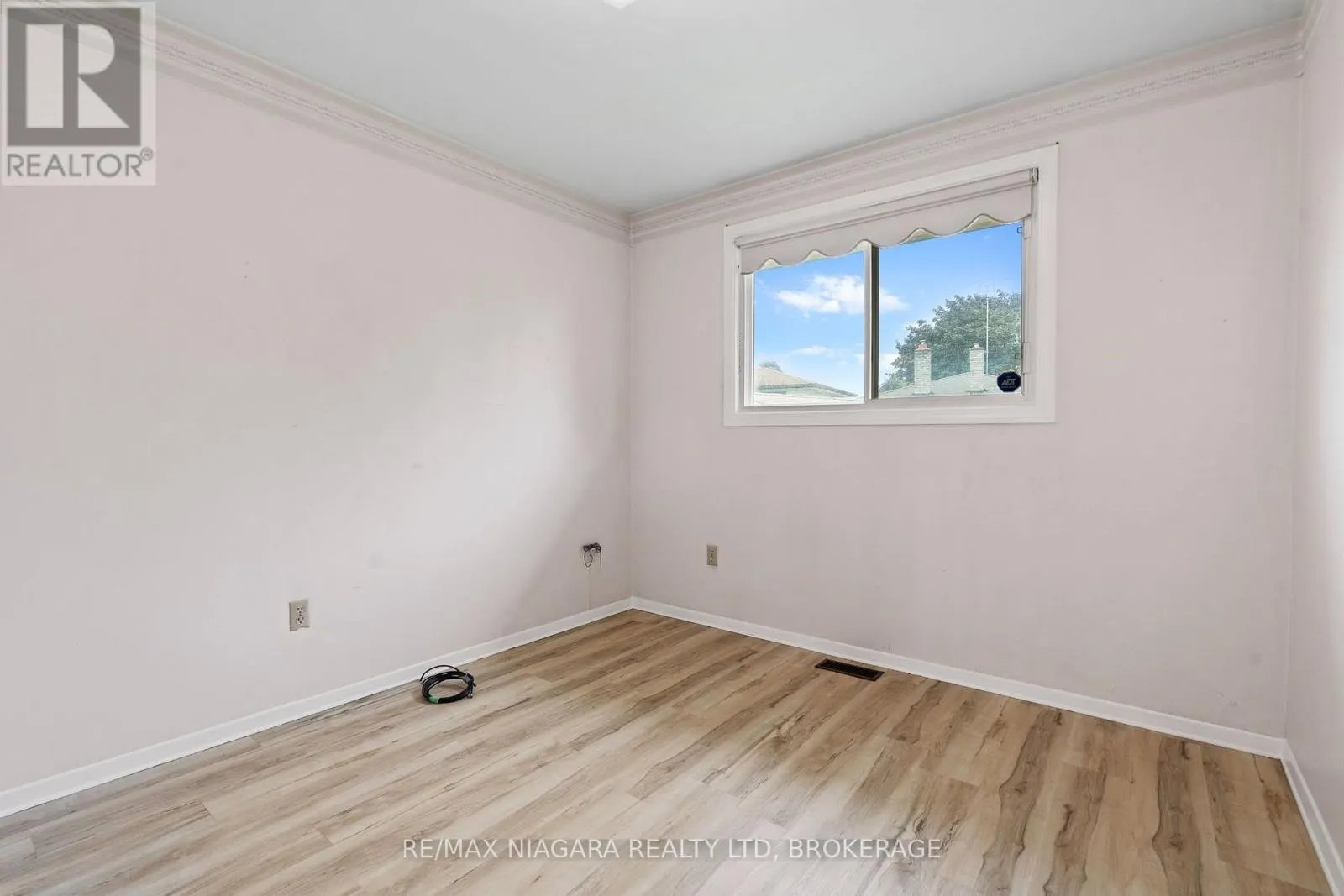 476 SCOTT STREET