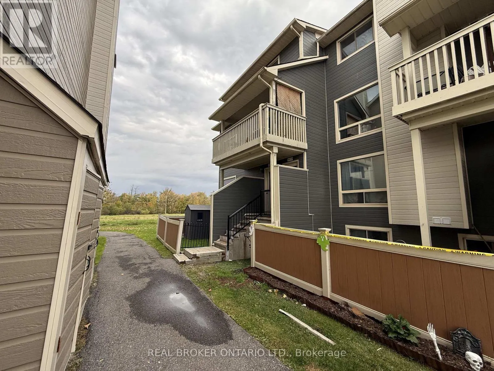 72B - 750 ST. ANDRE DRIVE