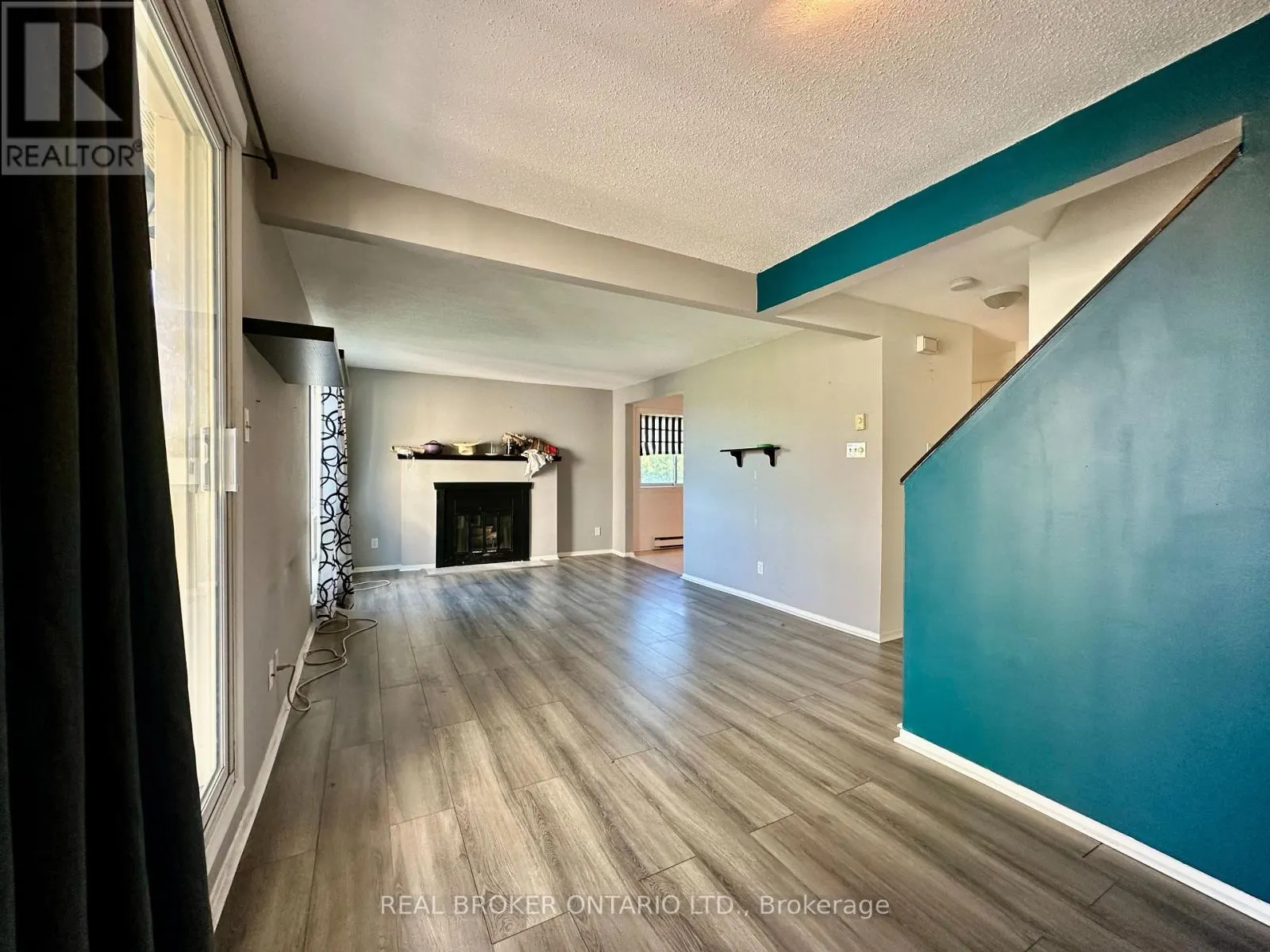 72B - 750 ST. ANDRE DRIVE