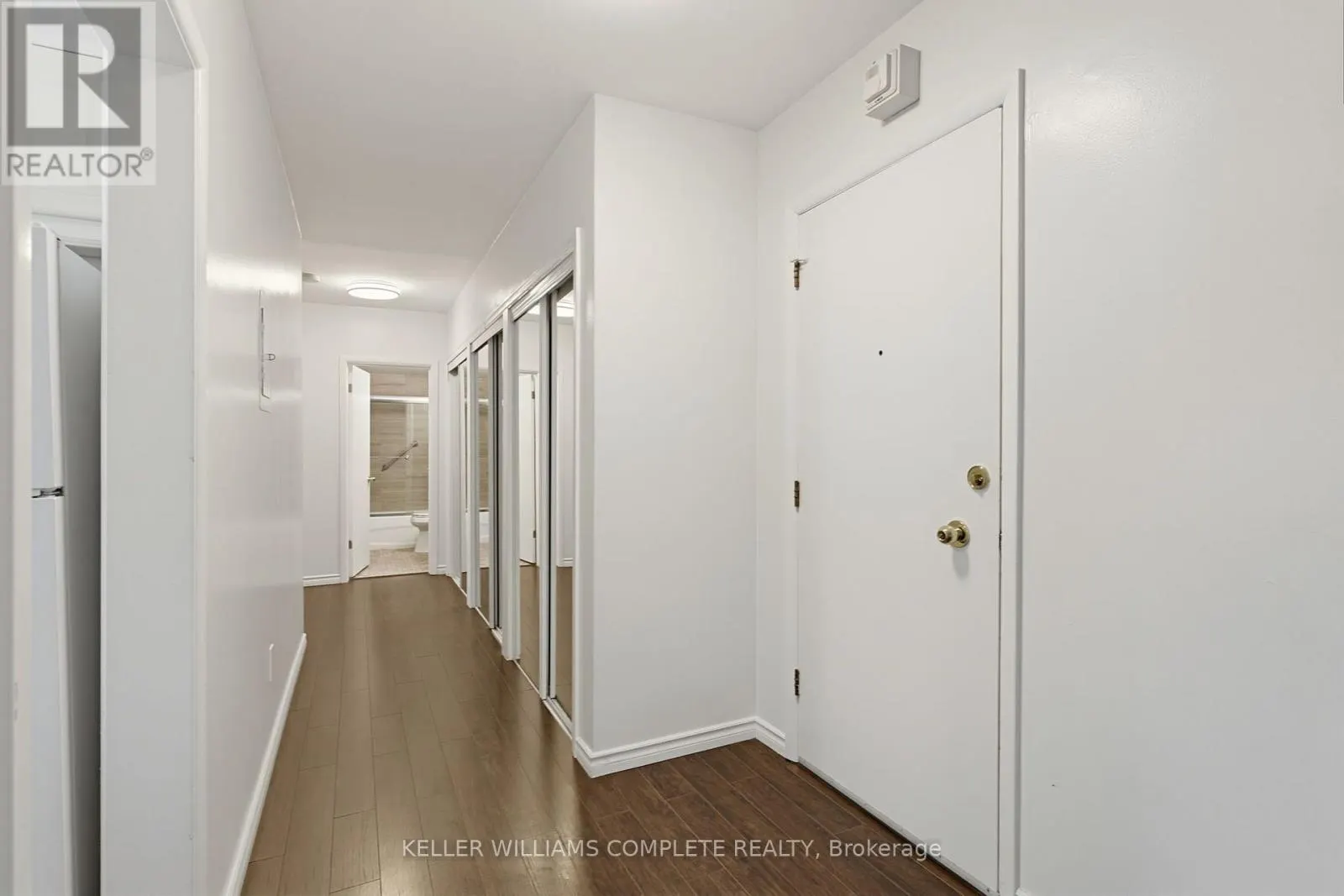 210 - 11 WOODMAN DRIVE S