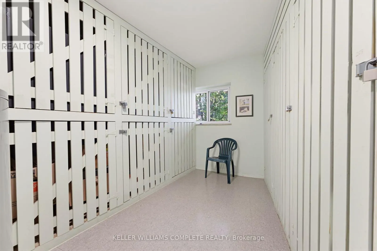 210 - 11 WOODMAN DRIVE S
